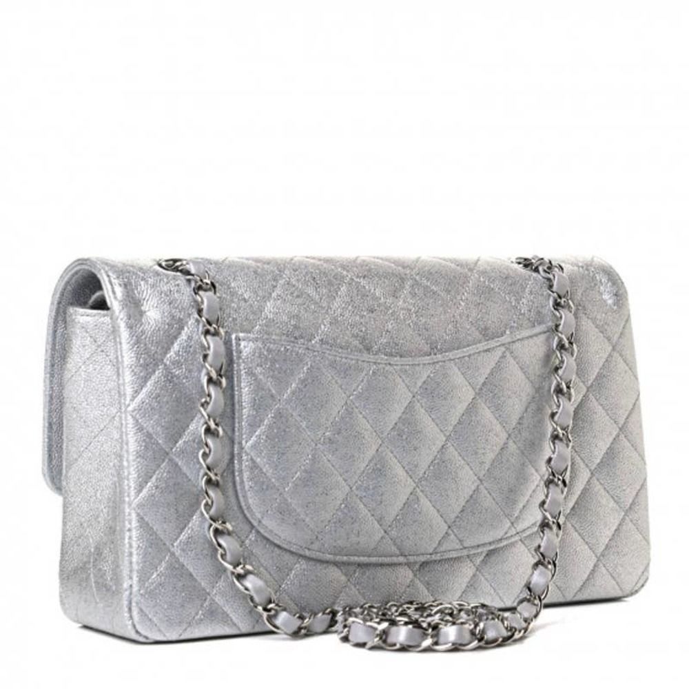 ββ CHANEL 21K Glittered Silver Metallic Caviar Quilted Medium Double Flap CC bag - Picture 2 of 14